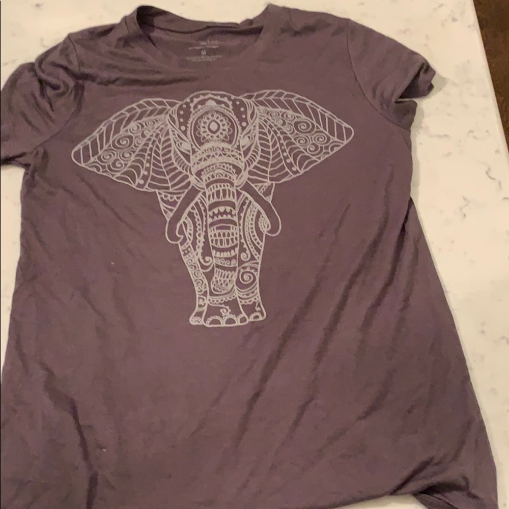 Elephant graphic tee